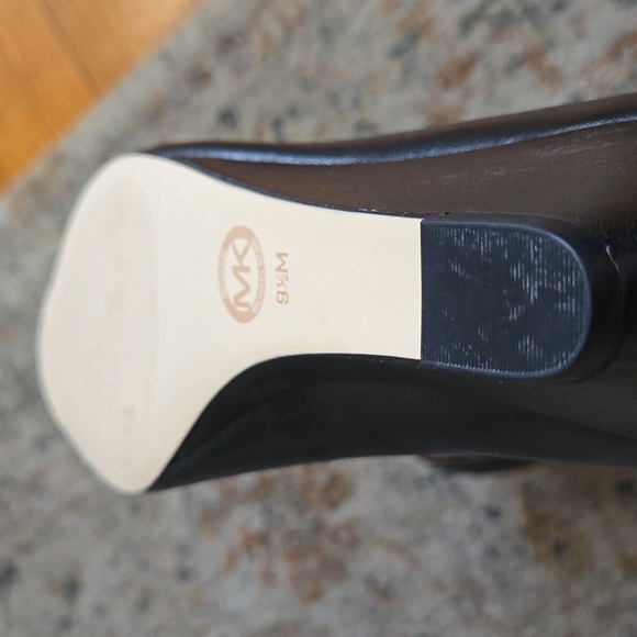 MICHAEL KORS PEEP TOE WEDGES SIZE 9.5 - Picture 5 of 7